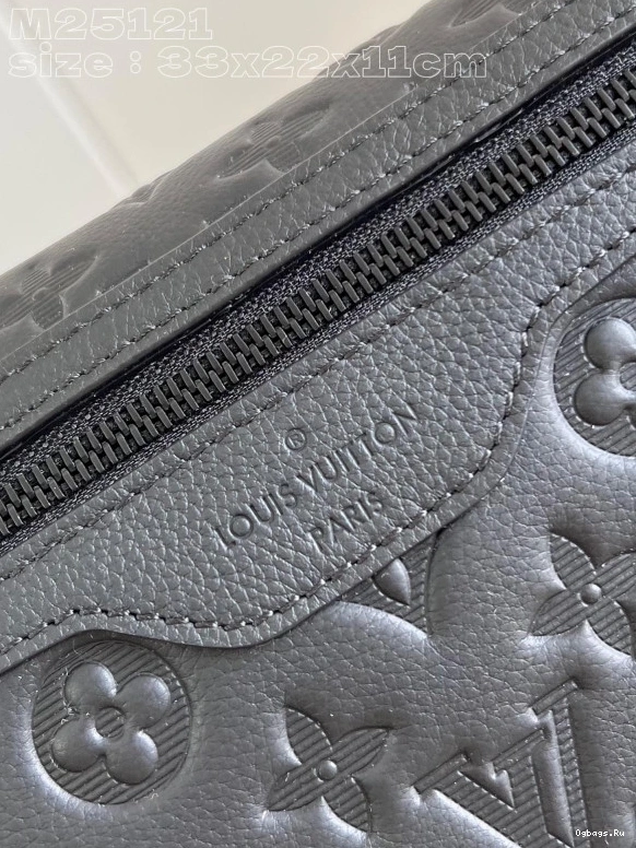 Messenger PM-33*22.5*11CM LOUIS VUITTON Voyager 0124